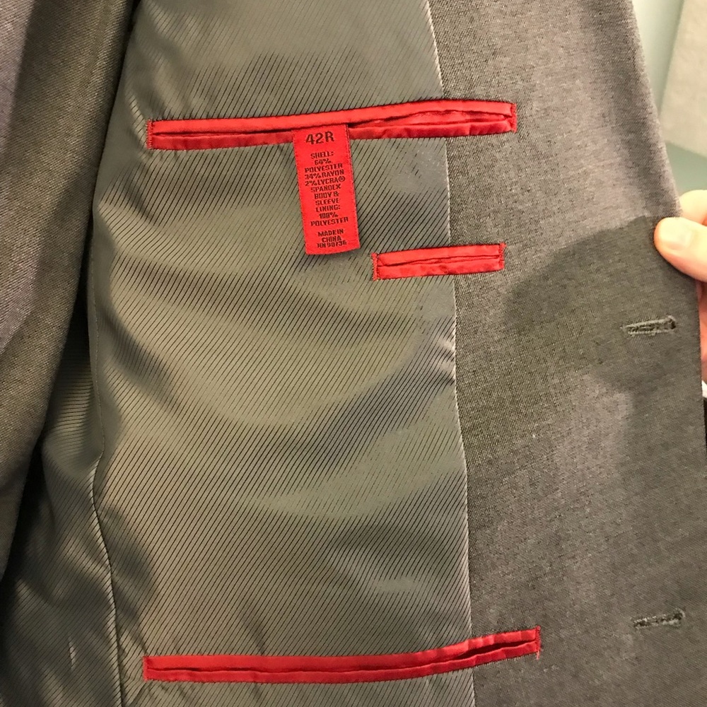 Men’s Alfani Grey full suit - Picture 3 of 8